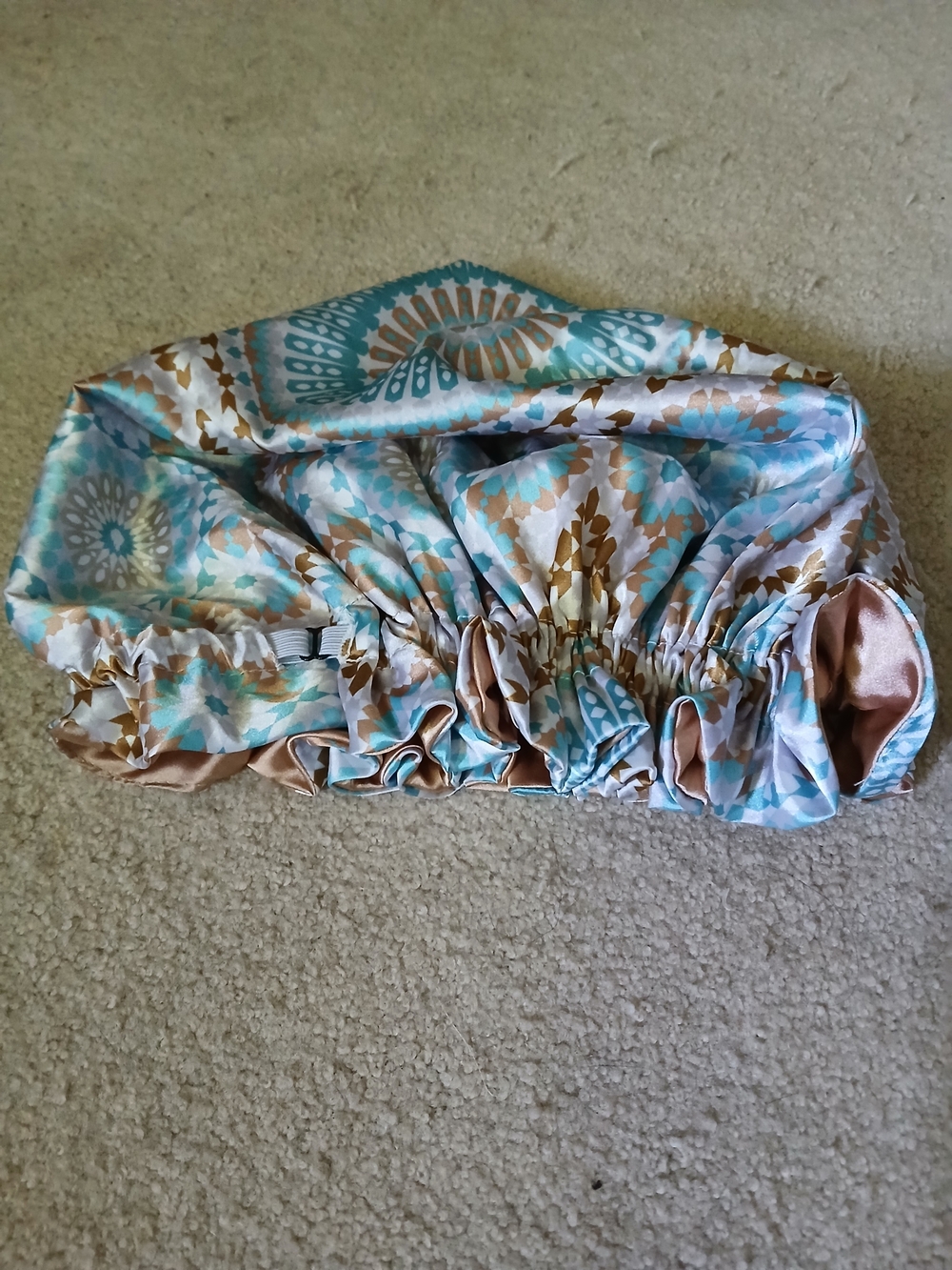 Bounce Curl Reversible Satin Bonnet in Aqua and Champagne Medallion Print